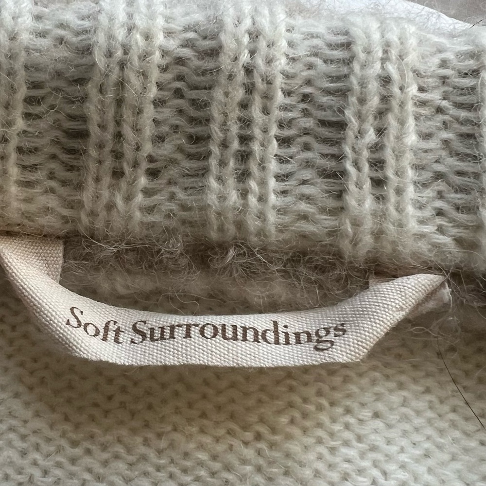 Soft Surroundings Two Color Sweater Size Large. - image 2